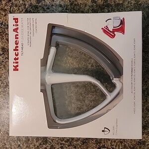 KitchenAid Tilt-Head Flex Edge Beater